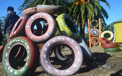 Plaza de juegos infantiles con NFU
